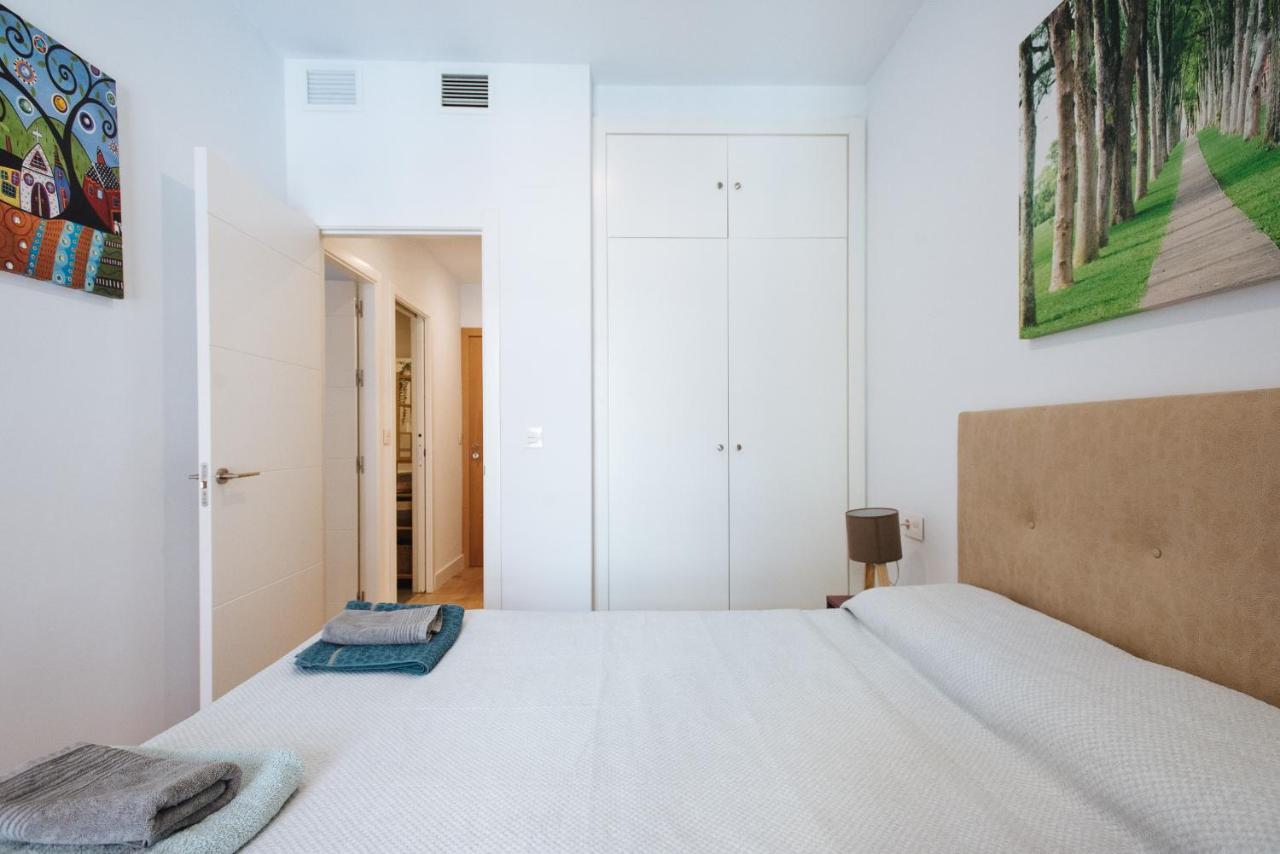 Apartament Apartamento Estelar Con Piscina Y Garaje Nervion Sewilla Zewnętrze zdjęcie