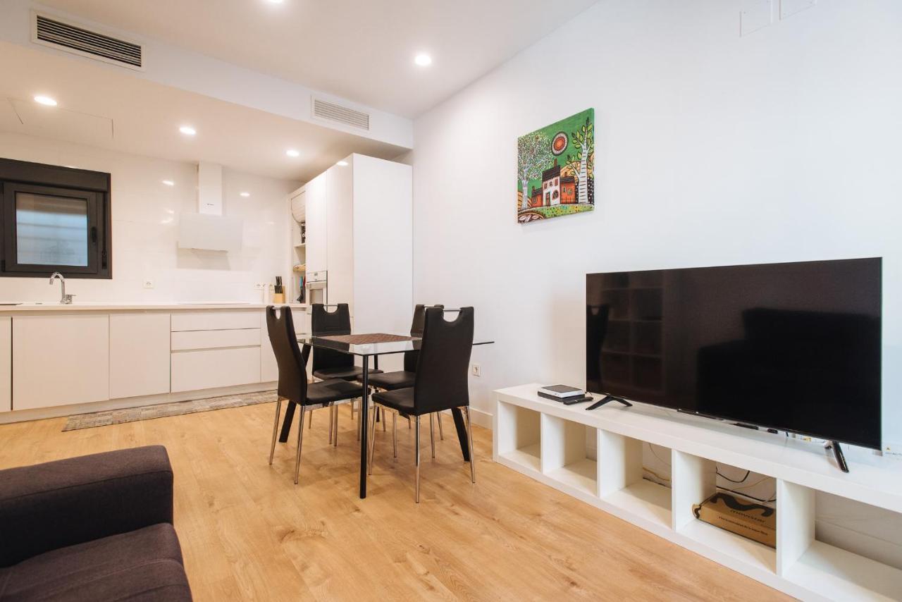 Apartament Apartamento Estelar Con Piscina Y Garaje Nervion Sewilla Zewnętrze zdjęcie